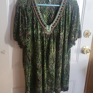 Essentials Women's Plus Size Blouse